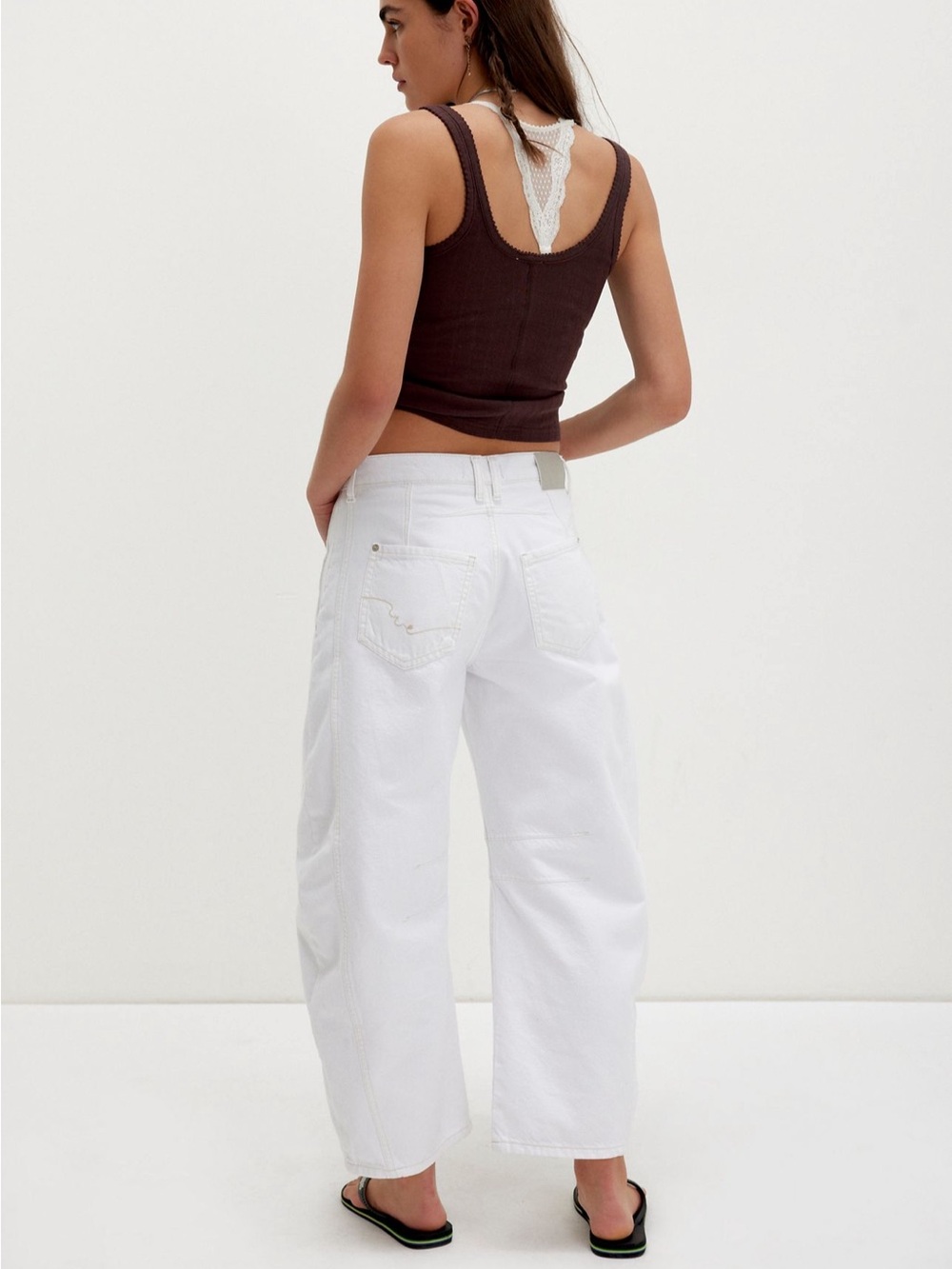 We The Free Good Luck Mid-Rise Barrel Jeans in Optic White size 28